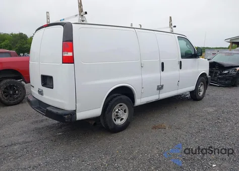 2017 Chevrolet Express G2500 Work Van из США, поврежденный, VIN 1GCWGAFF4H1128254
